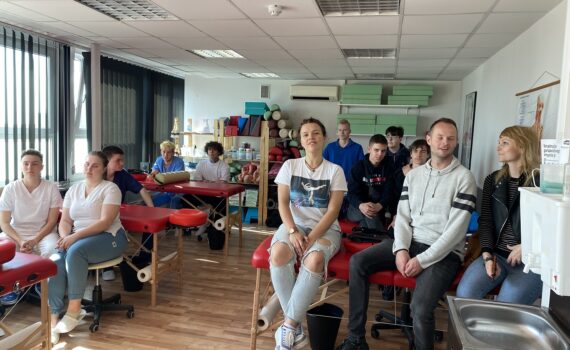 Poznajemy zawody: Technik masażysta