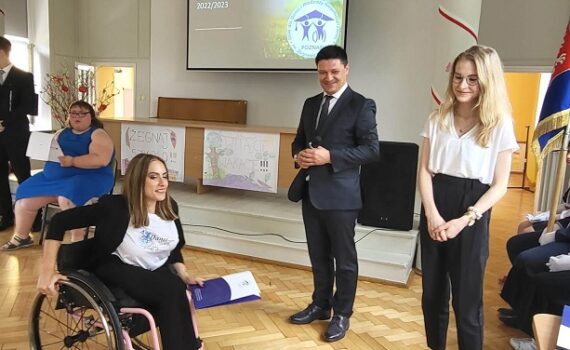 Pożegnanie absolwentów