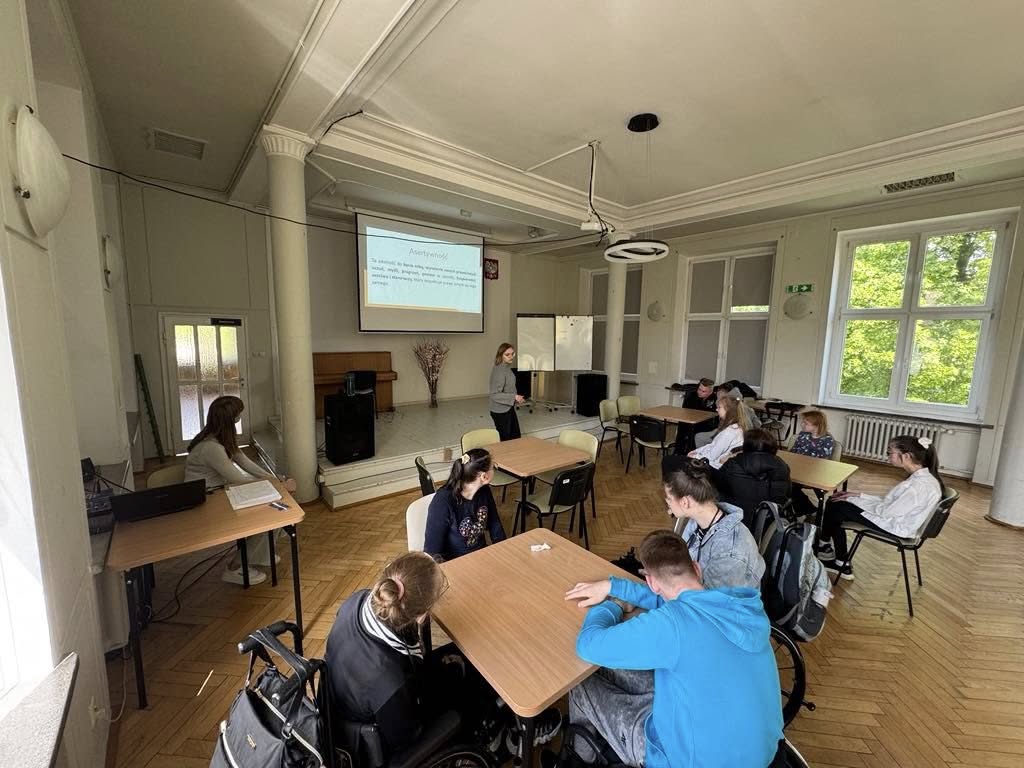Asertywność. Warsztaty. Aula.