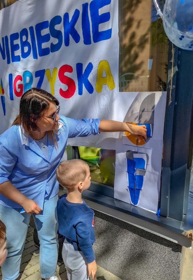 Niebieskie Igrzyska. Przedszkolaki. Zabawa.