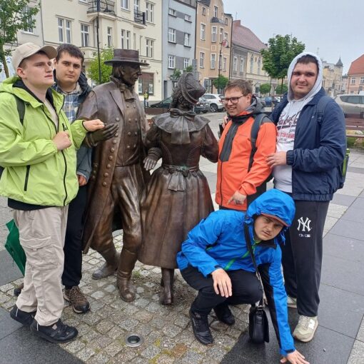 Szamotuły. Wycieczka Pałac i park.