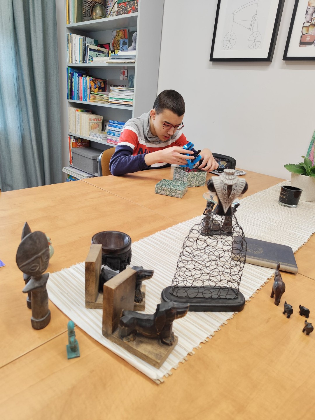 Rekwizyty. Historie. Emocje.