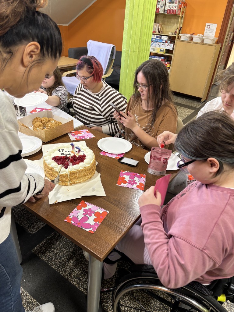 Urodziny Zosi. Dom. Mieszkańcy