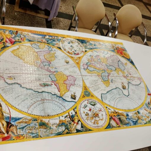 Puzzle. 4 tysiące. Dom mieszkalny.