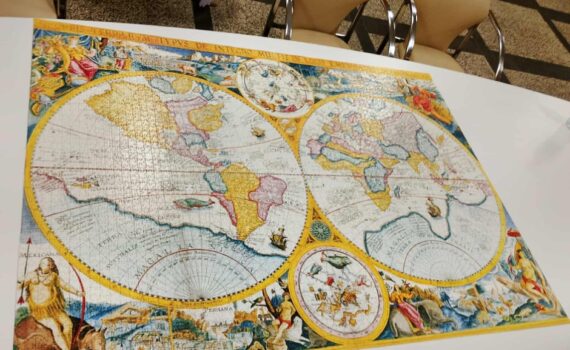 Puzzle. 4 tysiące. Dom mieszkalny.