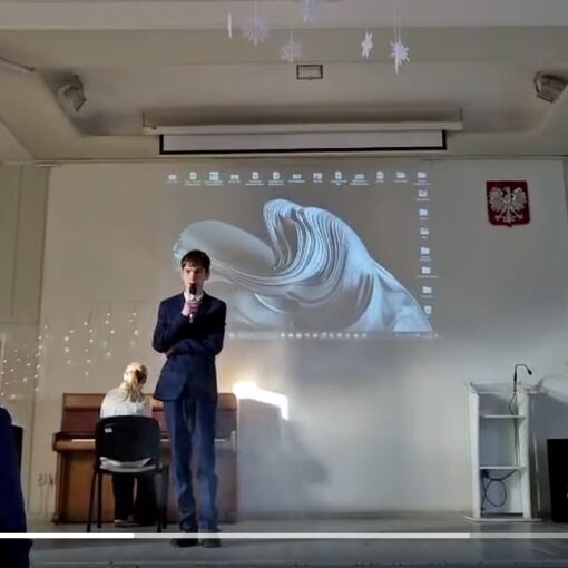 Występy Świąteczne. Szkoła podstawowa. Aula.